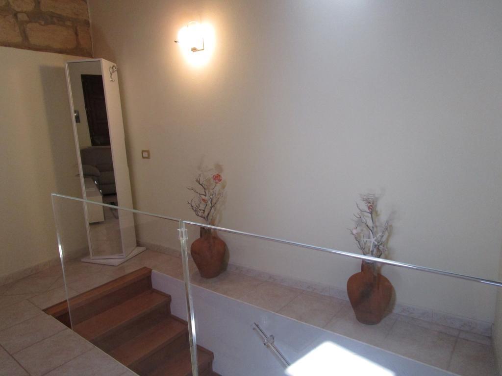 Ferienwohnung Sa Domu E Babbu Cagliari Exterior foto