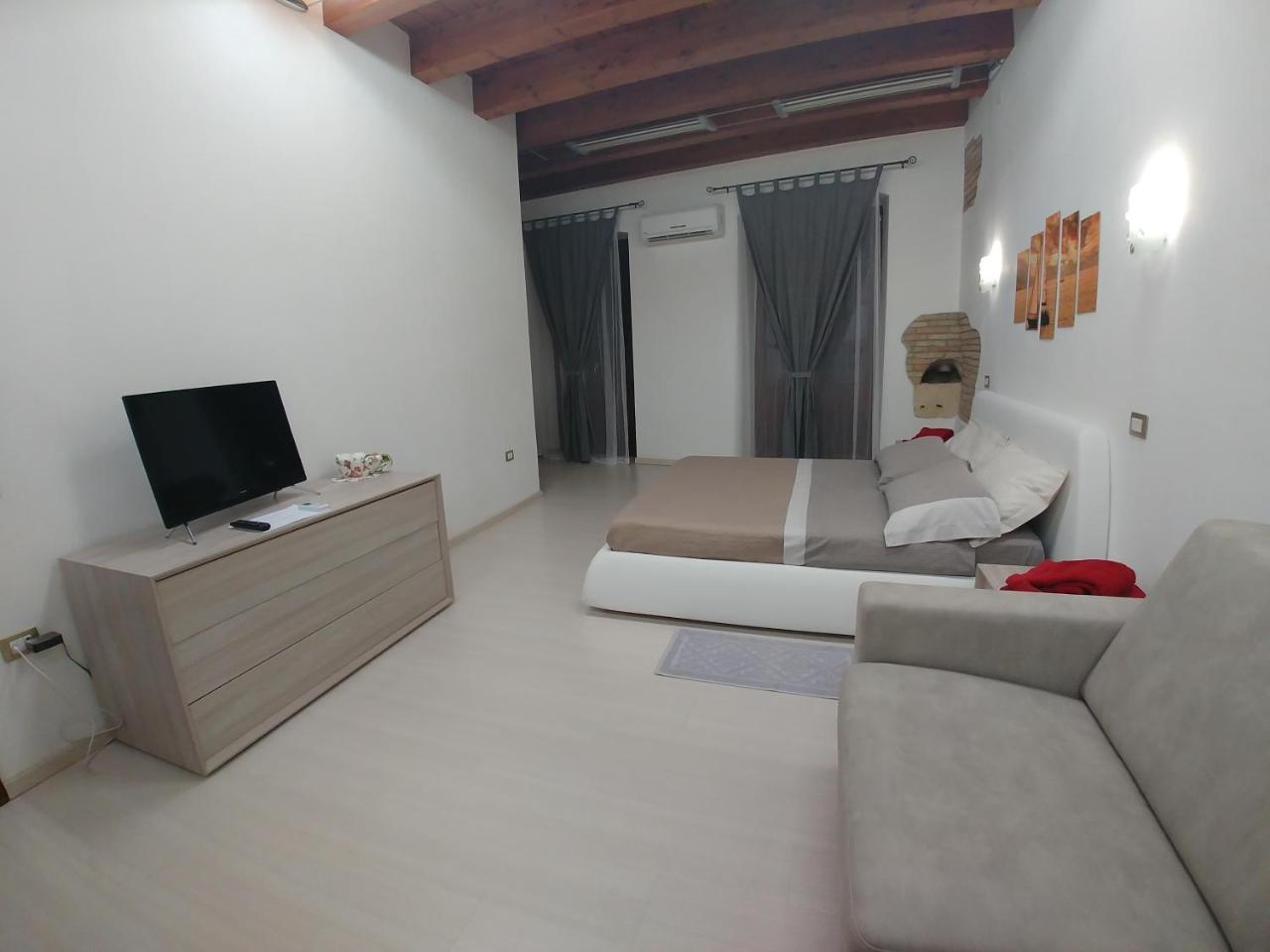 Ferienwohnung Sa Domu E Babbu Cagliari Exterior foto